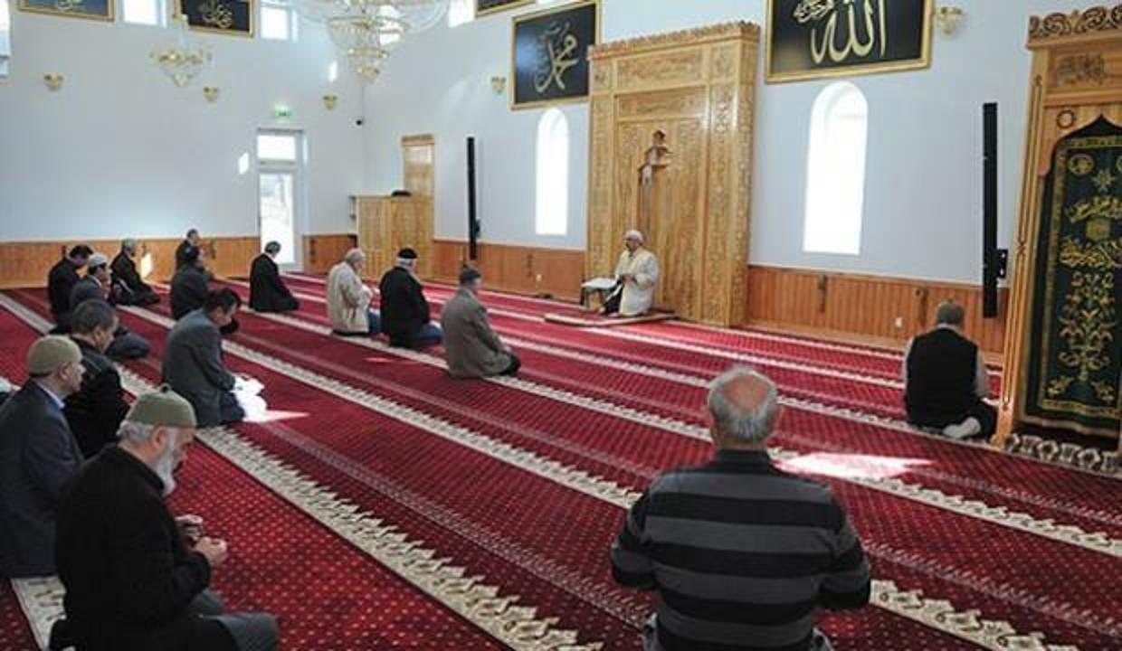 Danimarka'da camiler yeniden ibadete açıldı