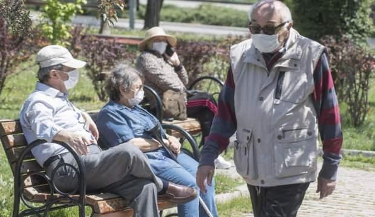 İçişleri Bakanlığı açıkladı: 65 yaş üzeri seyahat belgesine refakatçiler 62 bin 949 başvuru