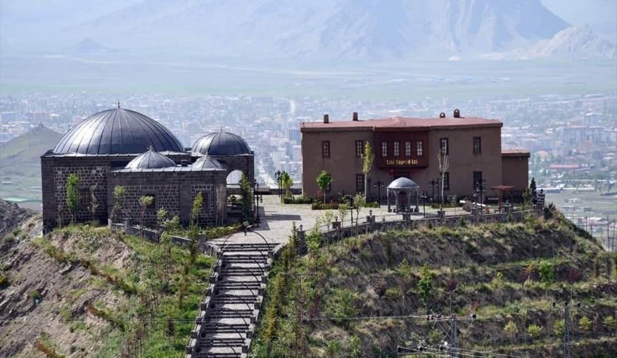 Medeniyetler Geçidi Doğubayazıt'ın tarihi mekanlarında korona sessizliği