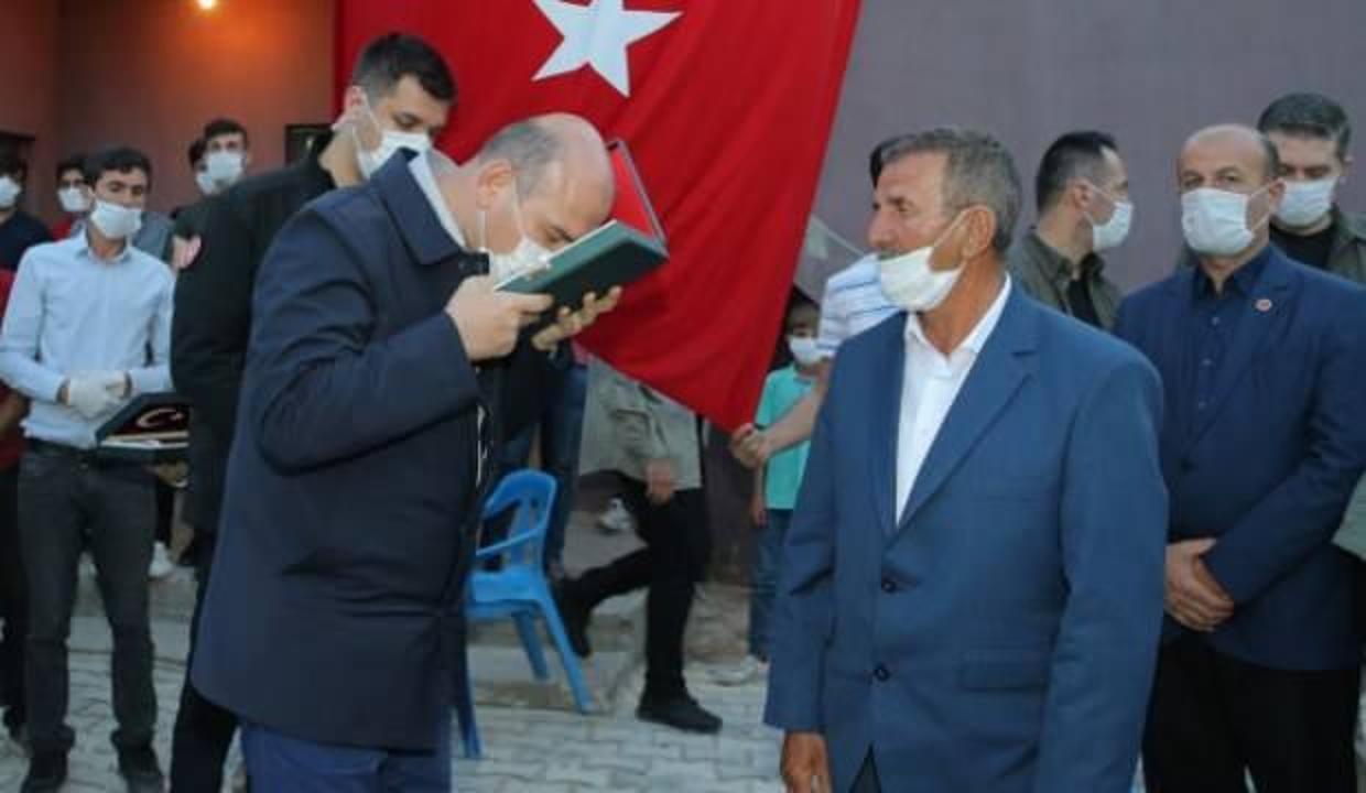 Bakan Soylu, Silopi şehitlerinin ailelerini ziyaret etti