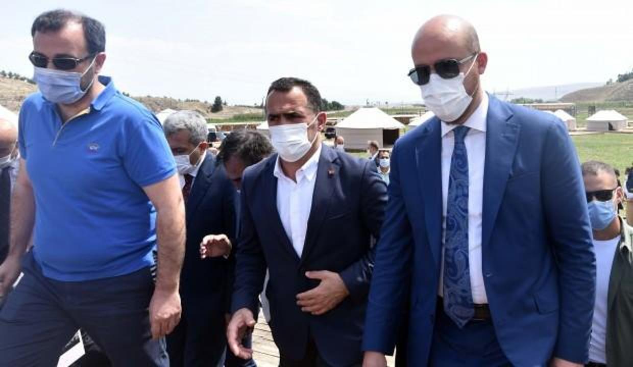 Bakan Yardımcıları ve Bilal Erdoğan Ahlat'ta inceleme yaptı