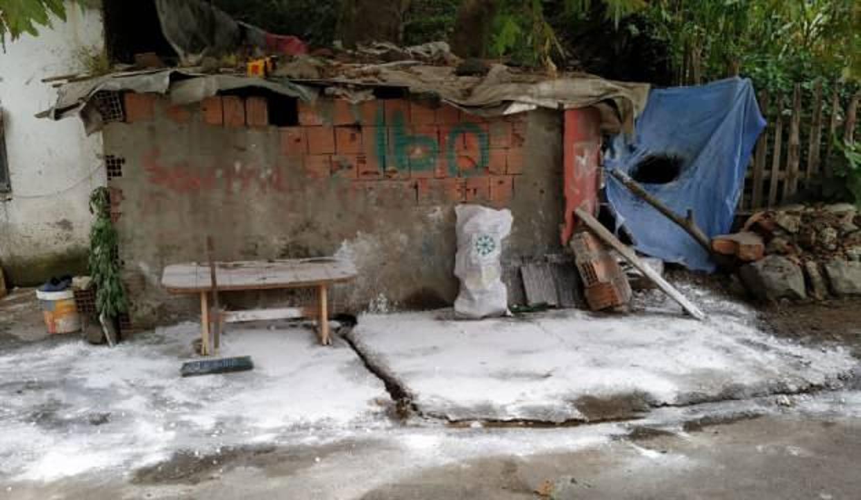 Kesilen büyükbaş şarbonlu çıktı, mahalle karantinaya alındı