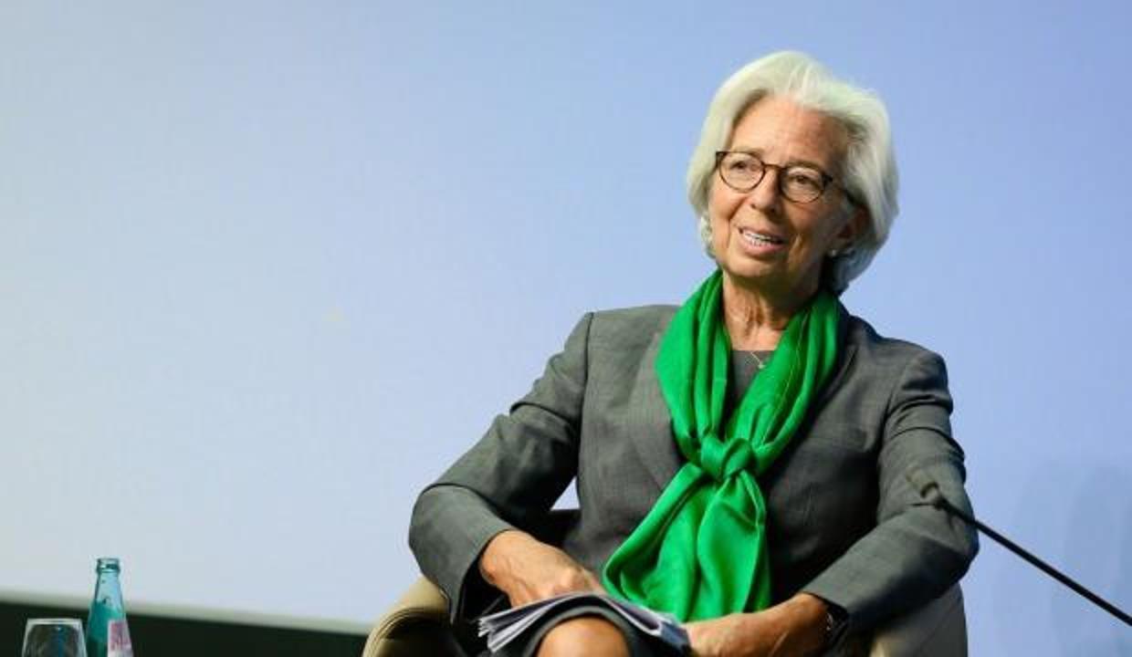Lagarde: Toparlanma halen belirsiz ve dengesiz