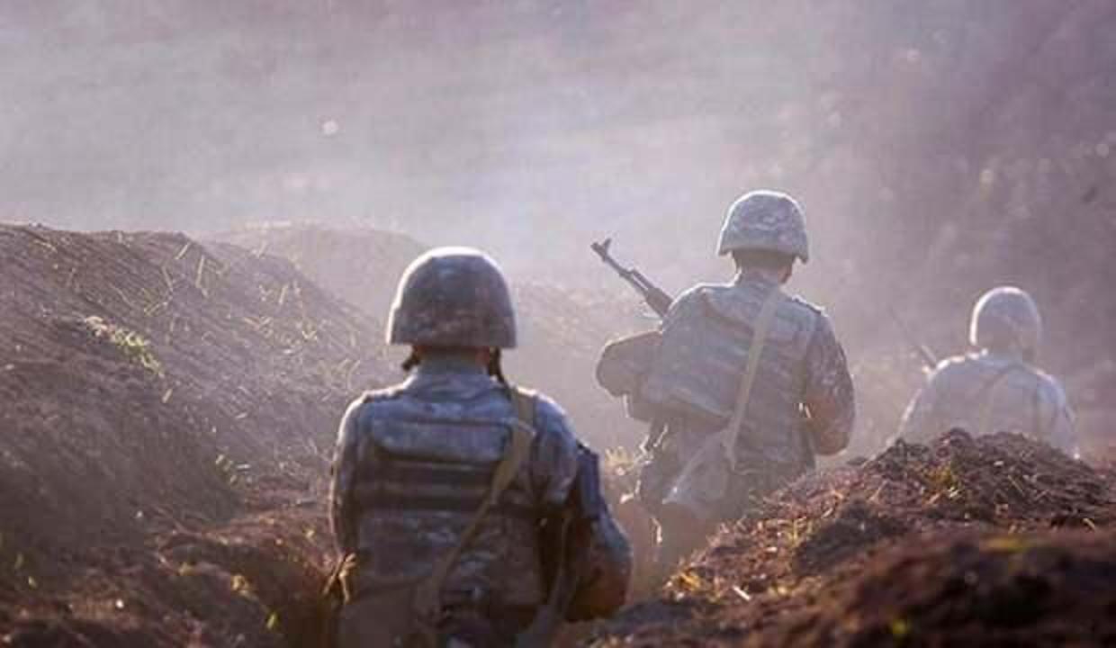 Aliyev ve Macron, cephe hattındaki çatışmaları görüştü