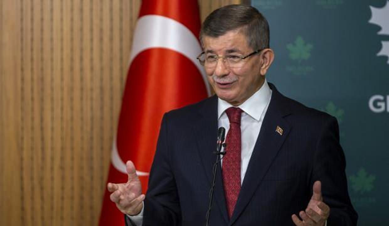 Davutoğlu'na büyük şok! Peş peşe istifalar