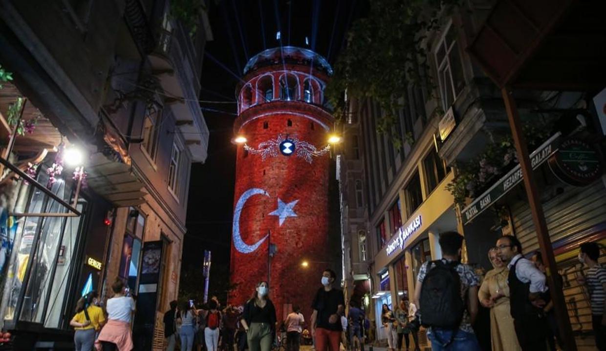 galata kulesi muhtesem manzarasiyla ziyaretcilerini agirliyor seyahat haberleri