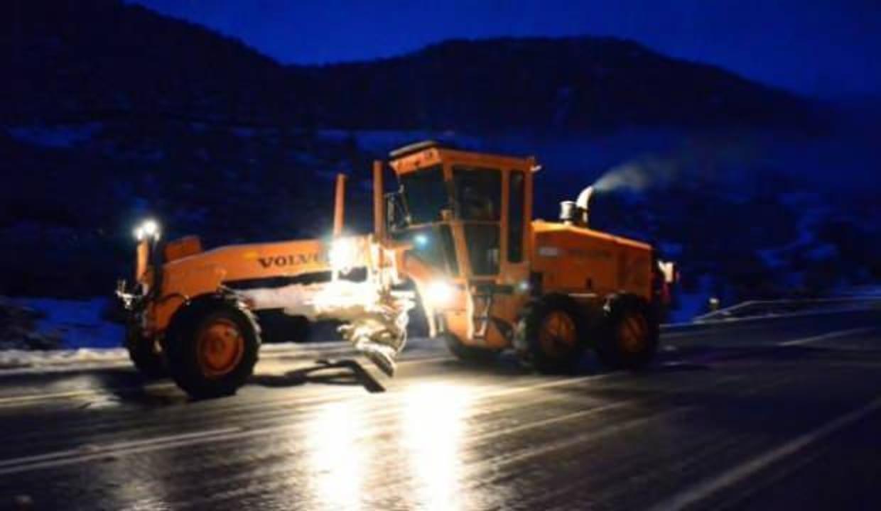 Antalya'ya mevsimin ilk karı yağdı