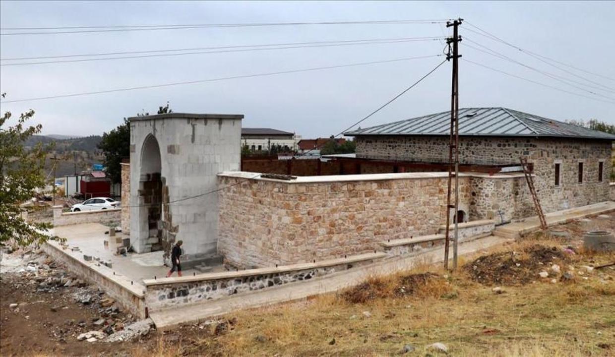 800 yıllık Esadiye Camii eski görkemine kavuşuyor