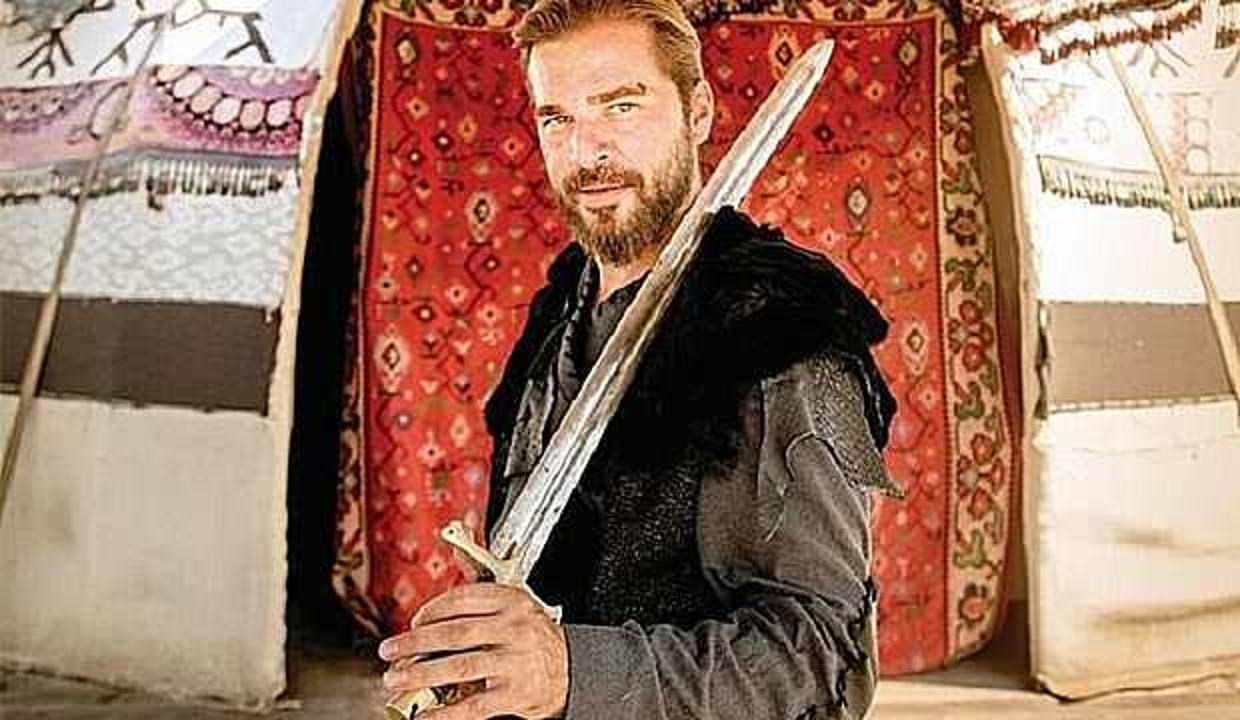 Diriliş Ertuğrul sona erince Barbaros'a başlayan Engin Altan'dan gündemden düşmeyecek gönderi!