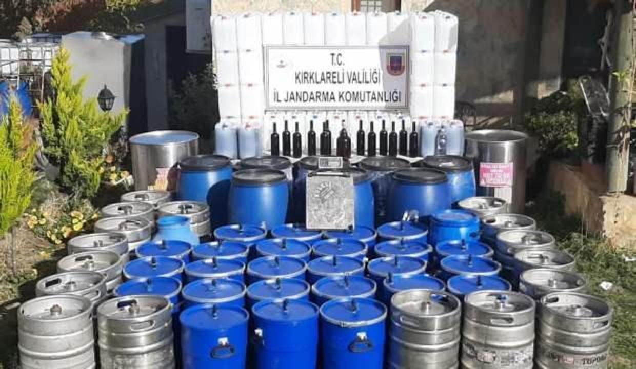 Ölümler ders olmadı! 2 ton kaçak şarap ele geçirildi