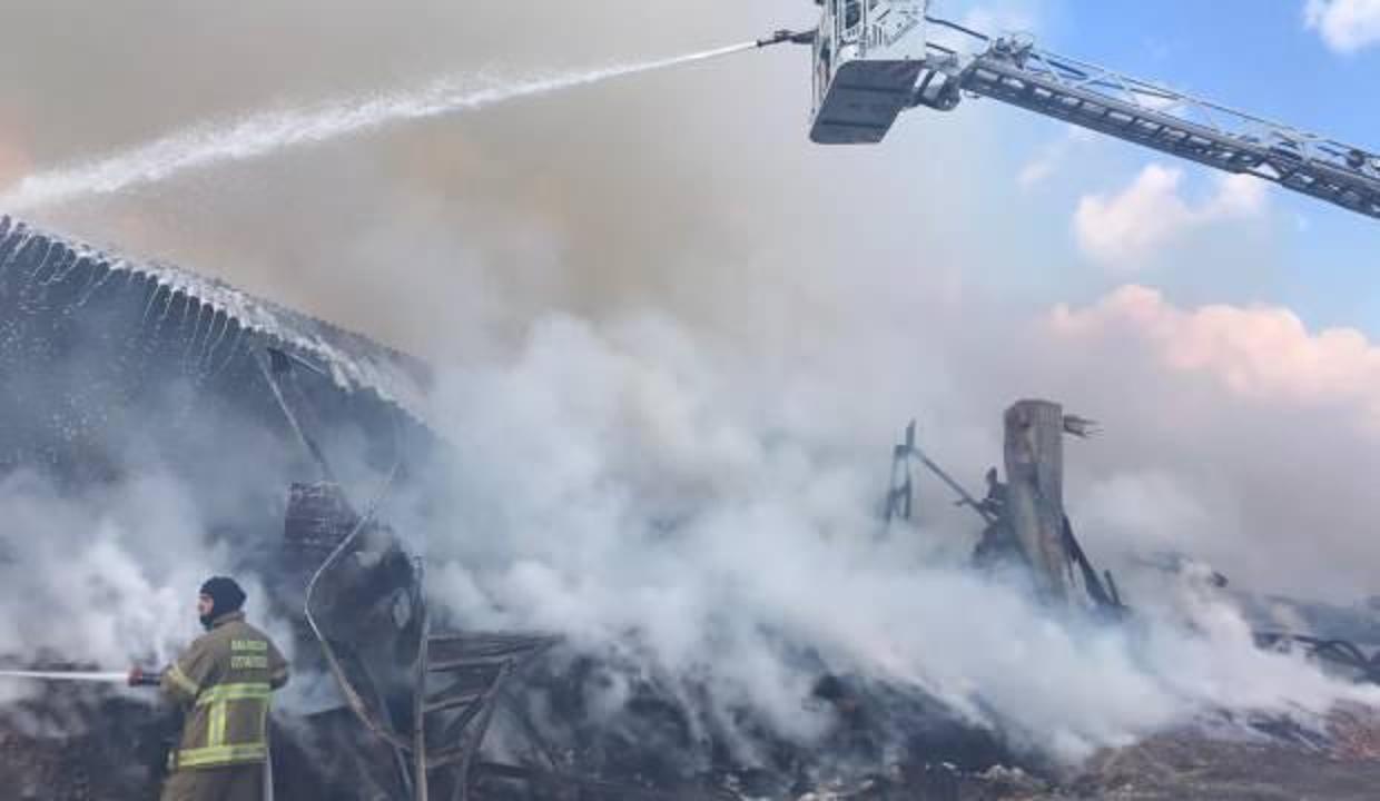 Bandırma'da korkutan yangın