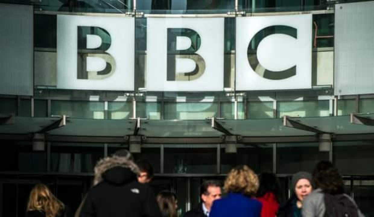 İngiltere'den BBC lisans ücreti için flaş karar