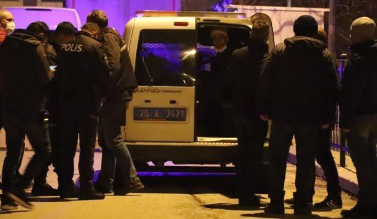 Denizli'de alçak saldırı! Türk bayrağını yakarken yakalandı