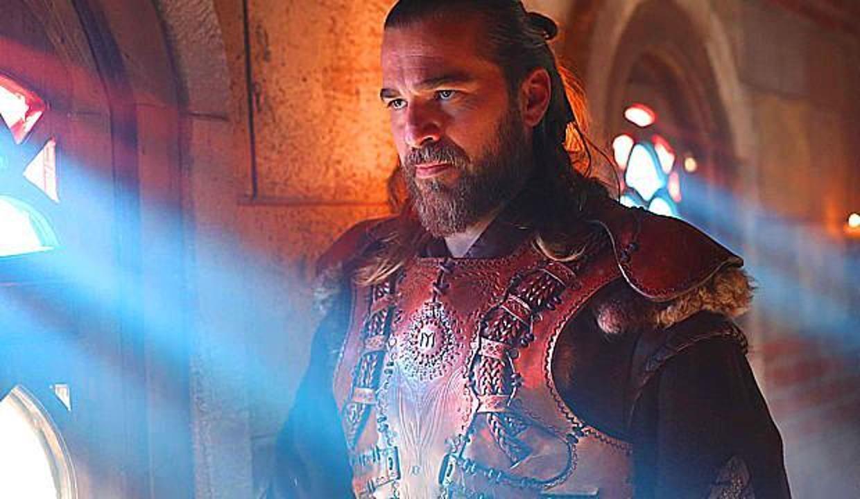 Diriliş Ertuğrul'un unutulmazı Engin Altan film çekecek! Futbol dünyasının efsanesini anlatıyor