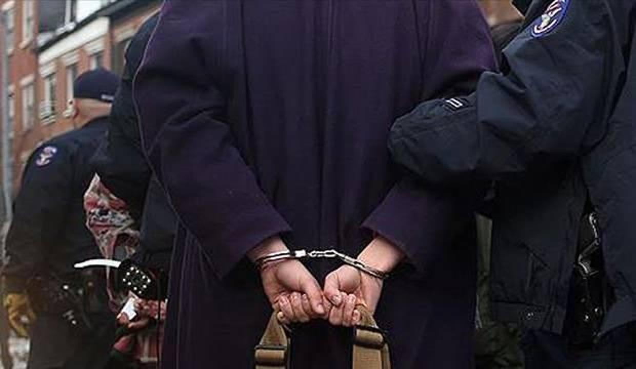 ABD'deki FETÖ okulunun müdürüne gözaltı