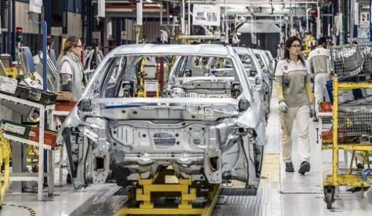 Birleşik Krallık'a en fazla ihracatı otomotiv endüstrisi yaptı