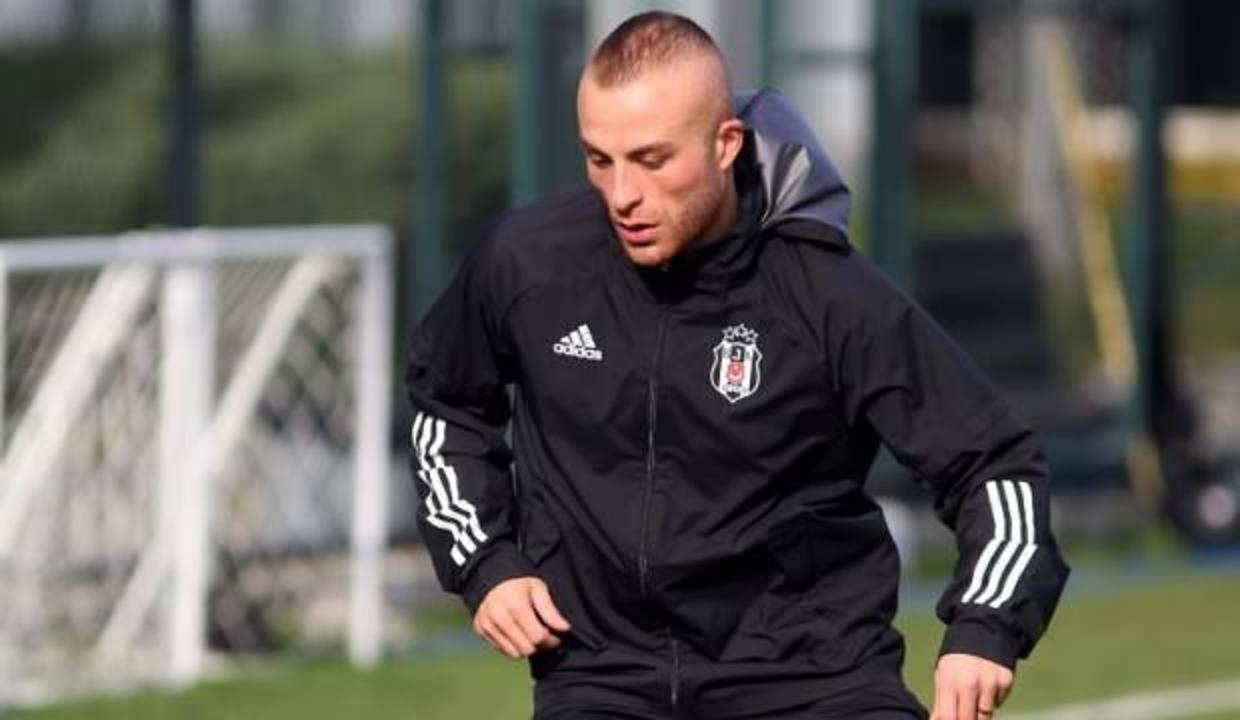 Beşiktaş'tan Gökhan Töre'ye yeni sözleşme
