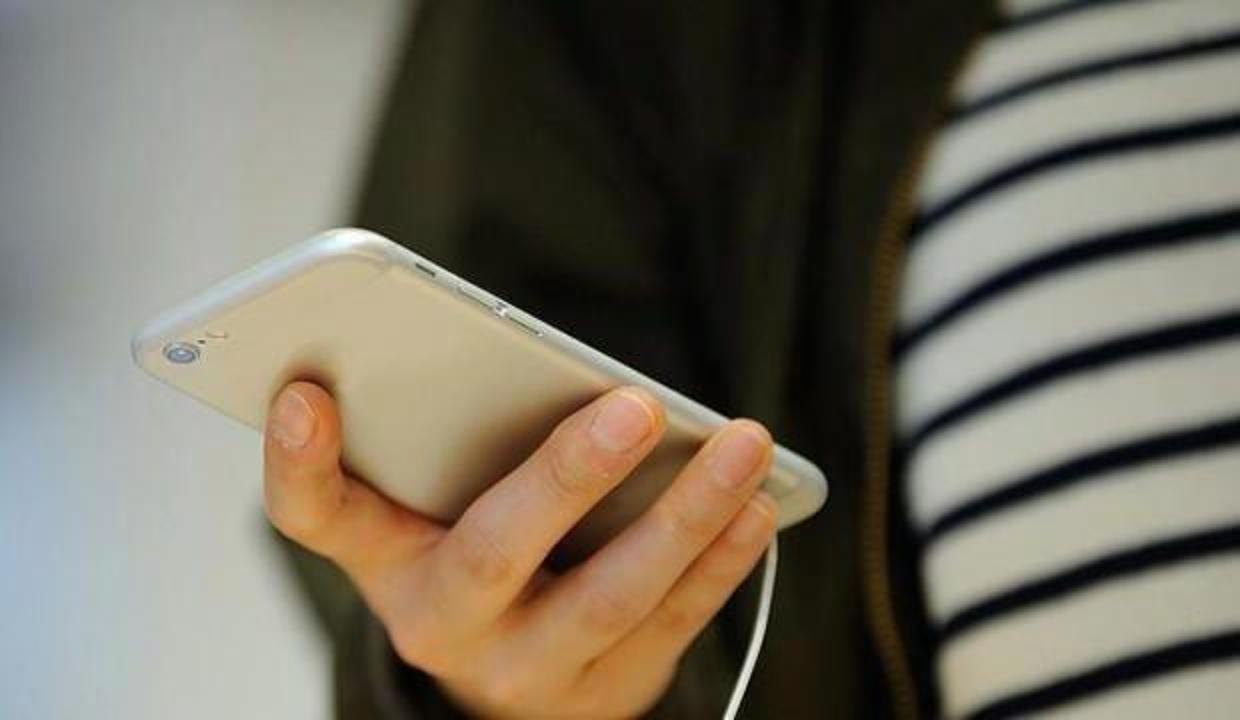 Yurt dışından telefon getirenler dikkat! Süre 1 yıla uzatıldı