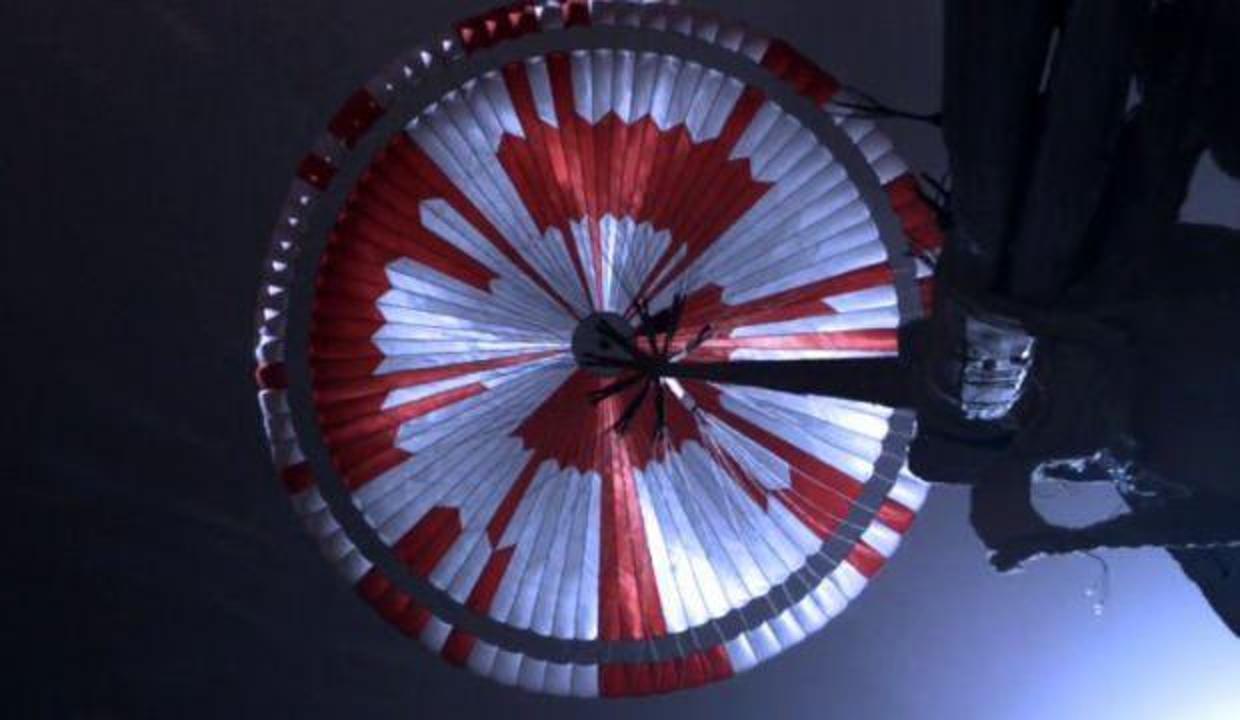 NASA tarafından Perseverance'ın paraşütüne işlenen kodun sırrı çözüldü