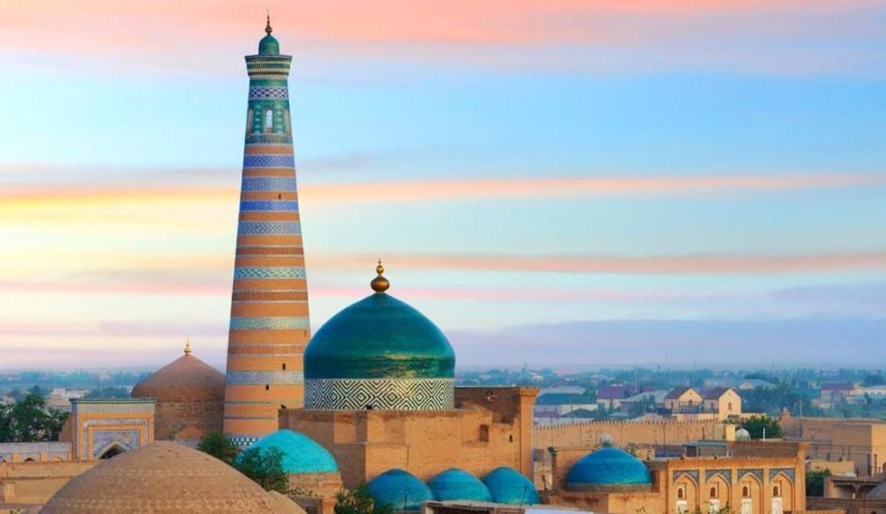 Özbekistan'dan 5 ülkeye daha vizesiz seyahat hakkı