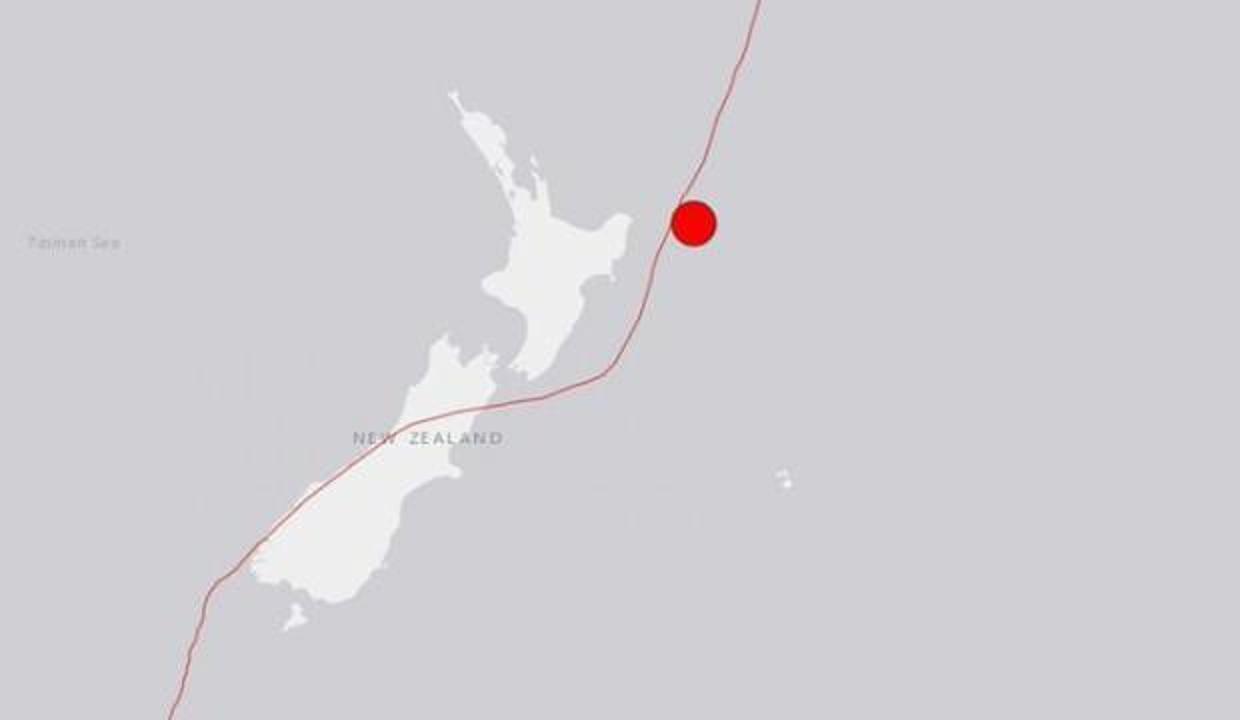Yeni Zelanda'da 7,3, 7,4 ve 8,1 büyüklüğünde deprem