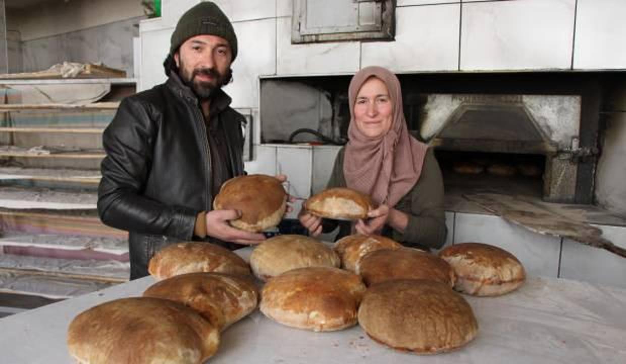 Babasının 40 yıllık işini bırakıp annesiyle işletme kurdu! Günde 400 adet...