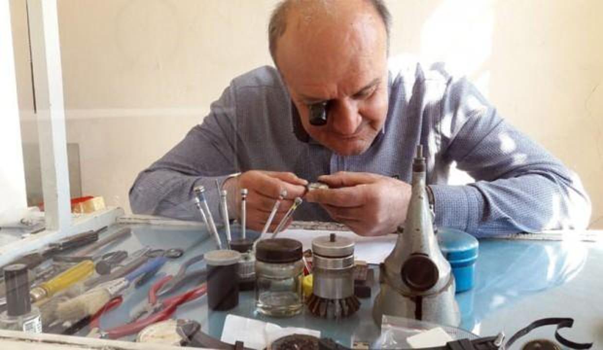 18 yaşında çırak olarak başladığı baba mesleğini 40 yıldır sürdürüyor!