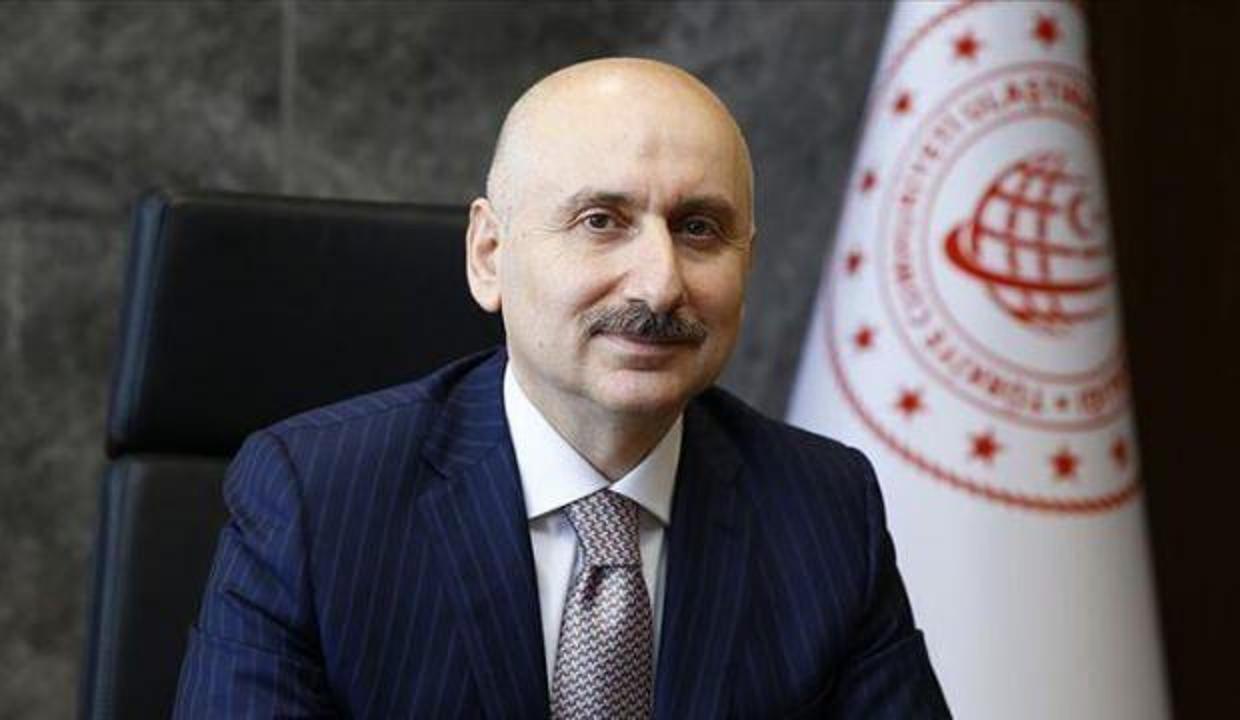 Bakan Karaismailoğlu, 8 Mart Dünya Kadınlar Günü'nü kutladı