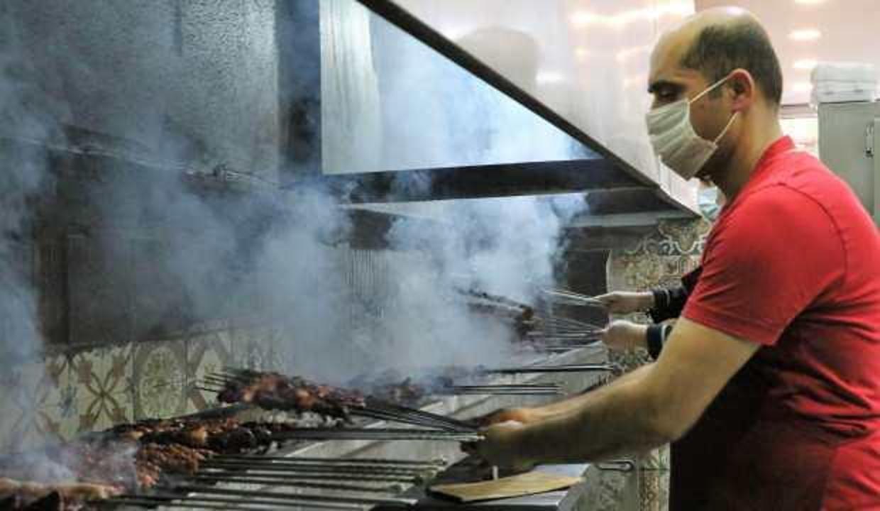 Diyarbakırlılar pandemiye rağmen günde 4 ton ciğer tüketiyor!