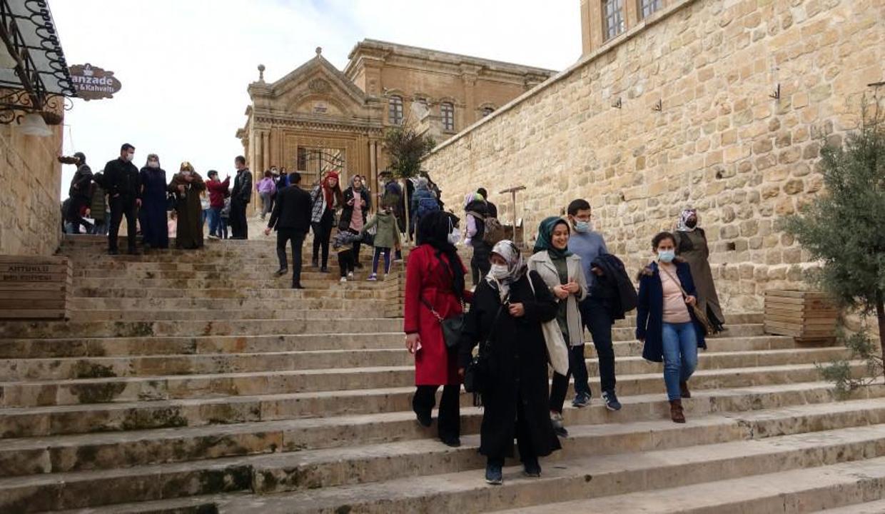 Mardin'de hafta sonu turist yoğunluğu - SEYAHAT Haberleri
