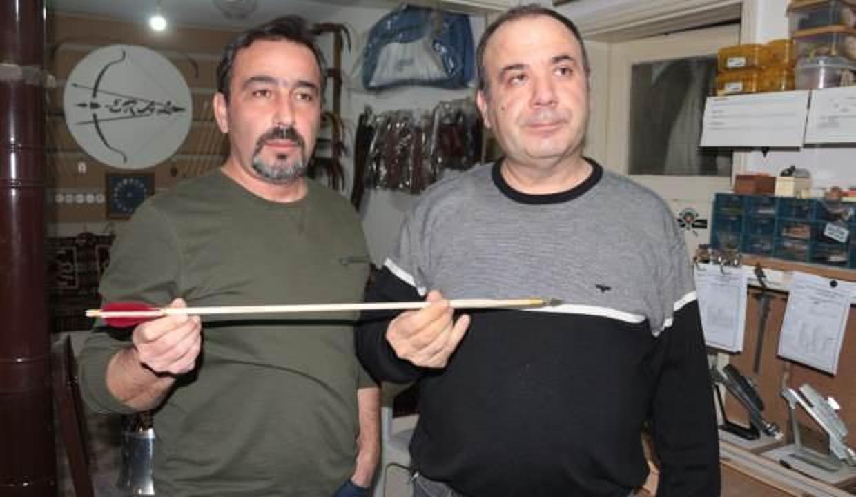 Balıkesirli iki kuzen maliyeti yüzünden üretmeye başladıkları 'ok' ile dünyaya ihracat yapıyor!