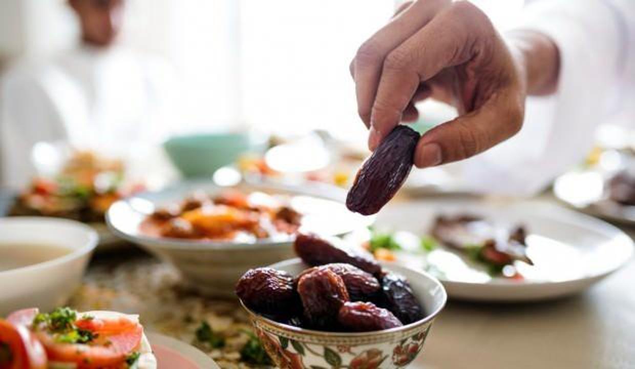 Berat Kandili orucu kaç gün tutulur? Günahların beraat ettiği gece oruca nasıl niyet edilir?