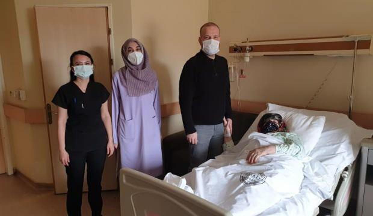 Dizinden kitle aldırmak için gitti, 614 gramlık yağ bezesi alındı!