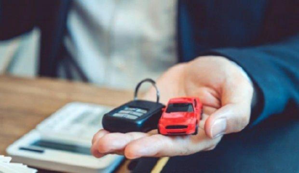 Oto pazarı 'ticari' satışıyla hareketlendi