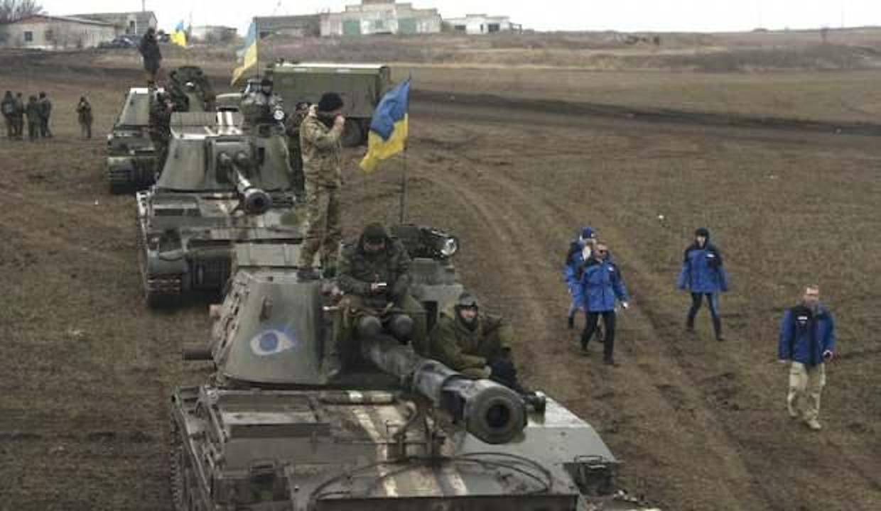 Donbas'ta sıcak çatışma! 2 asker öldü