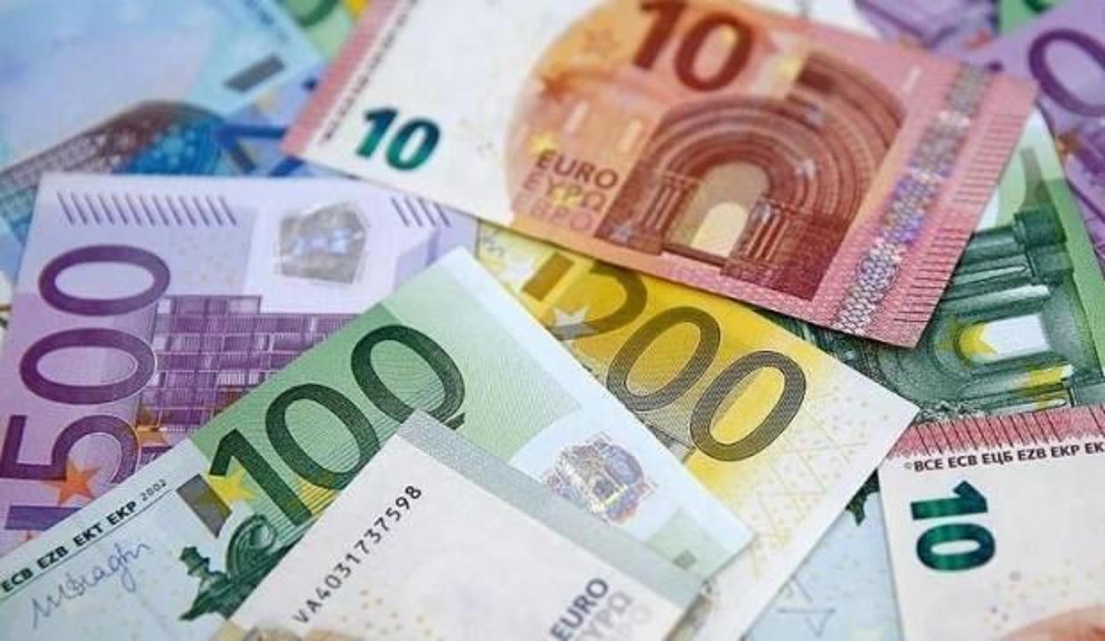 AB, kurtarma fonu için 800 milyar euro borçlanacak
