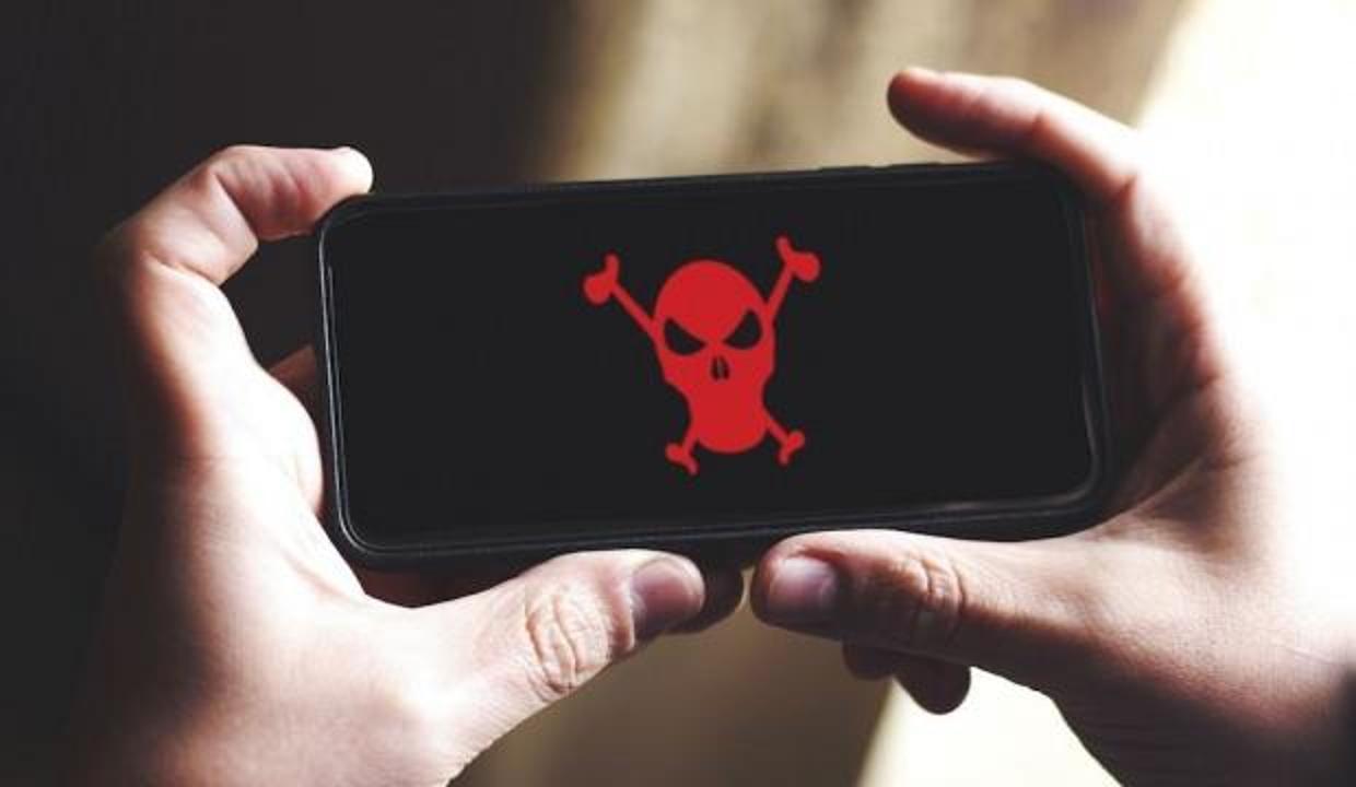 Cepleri boşaltan Android uygulamaları tespit edildi