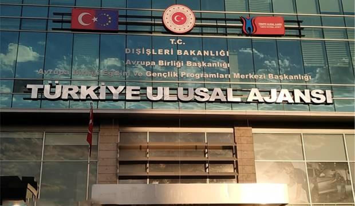 KPSS 70 puan ile Türkiye Ulusal Ajansı memur alım ilanı! Başvurular devam ediyor!