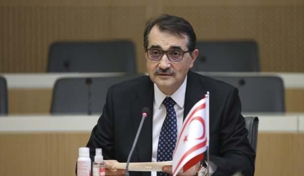 Bakan Dönmez: Adanın enerjide arz güvenliğini kendi arz güvenliğimizden farklı görmüyoruz