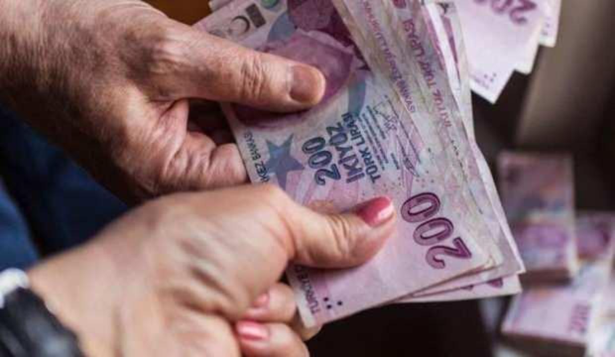 Emekli ikramiyesinin 1100 TL olması TBMM Genel Kurulu'nda kabul edildi