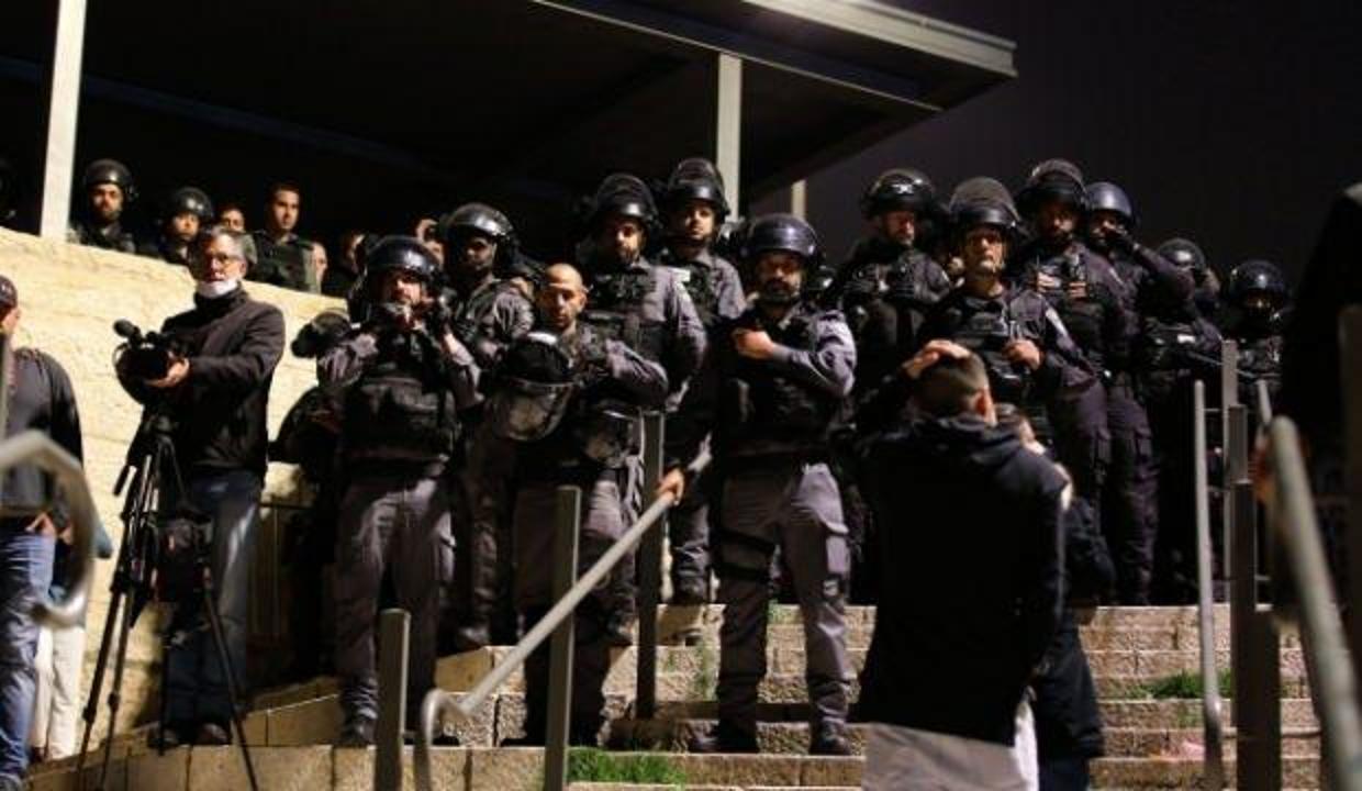 İsrail polisinden Filistinli sağlık çalışanına saldırı