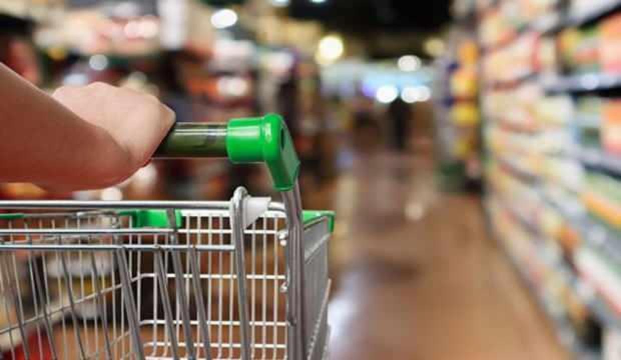 Yarın marketlerde hangi ürünlerin satışı yasaklanacak? Satışı yasak olan ürünlerin listesi...