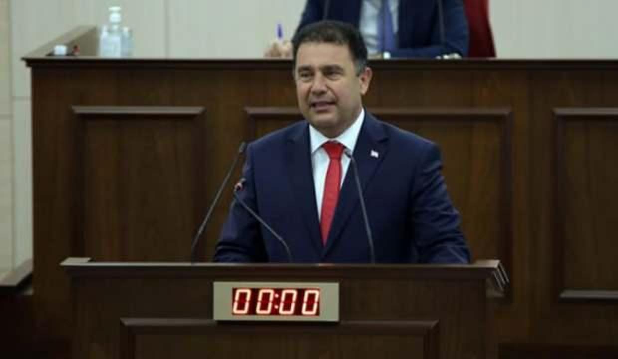 KKTC Başbakanı Saner: Erken seçim tarihinin Nisan 2022 olmasında ısrarlıyız