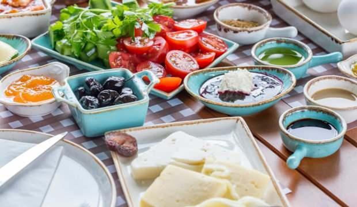 Uzmanından beslenme önerileri, bayramı sağlıklı geçirin
