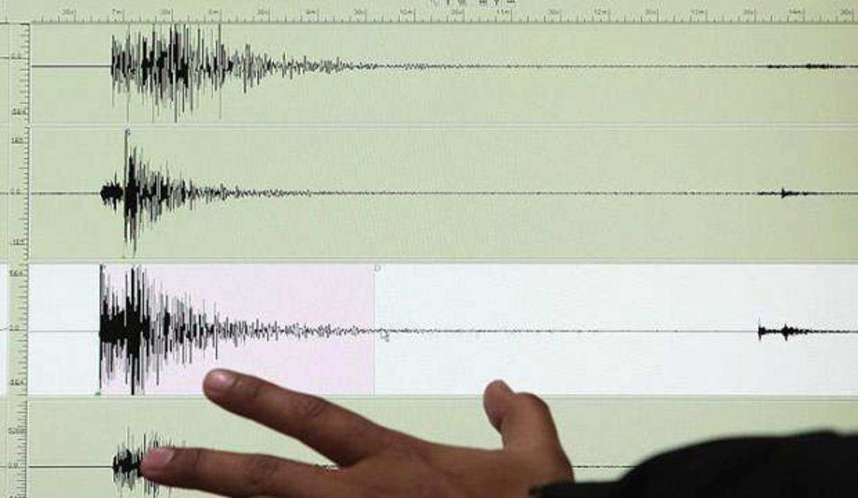 Endonezya'da 5,1 büyüklüğünde deprem