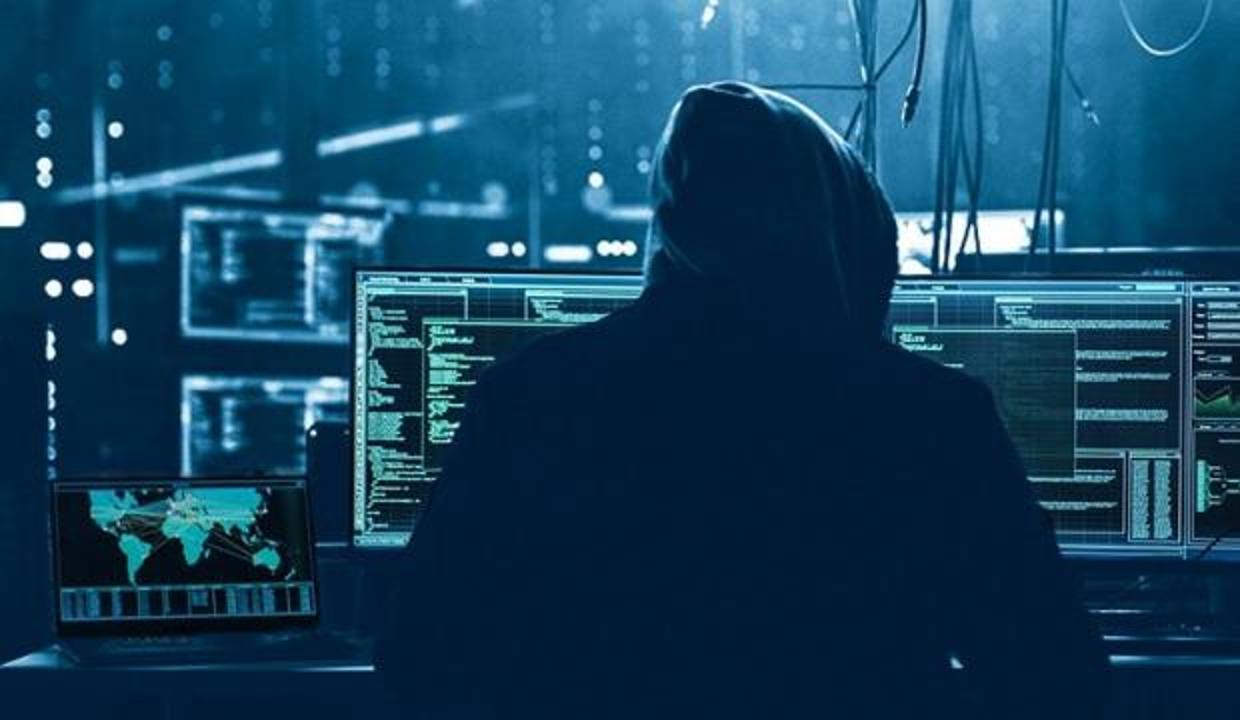 Kötü amaçlı yazılımları Google ve Microsoft'tan yayıyorlar