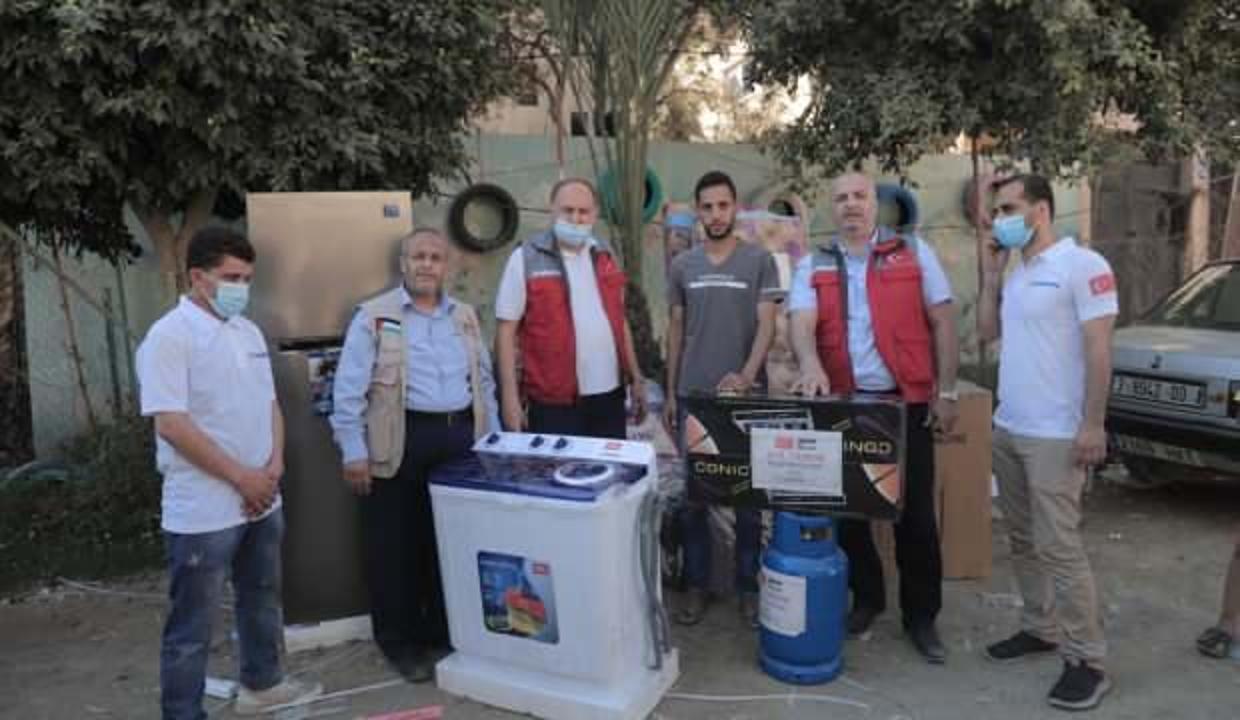 Sadakataşı Gazze’ye yardım ulaştırmayı sürdürüyor