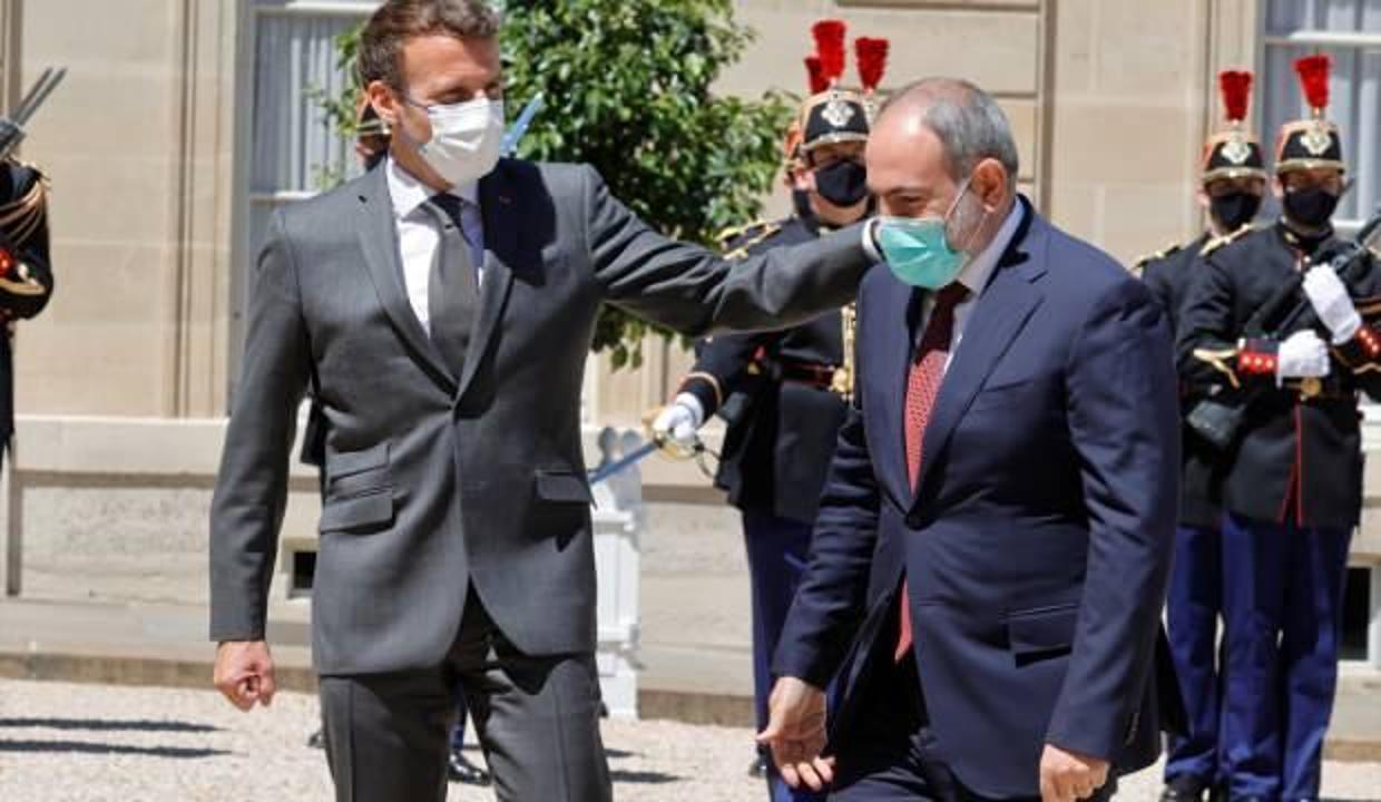 Fransa Cumhurbaşkanı Macron, Ermenistan Başbakanı Paşinyan ile görüştü