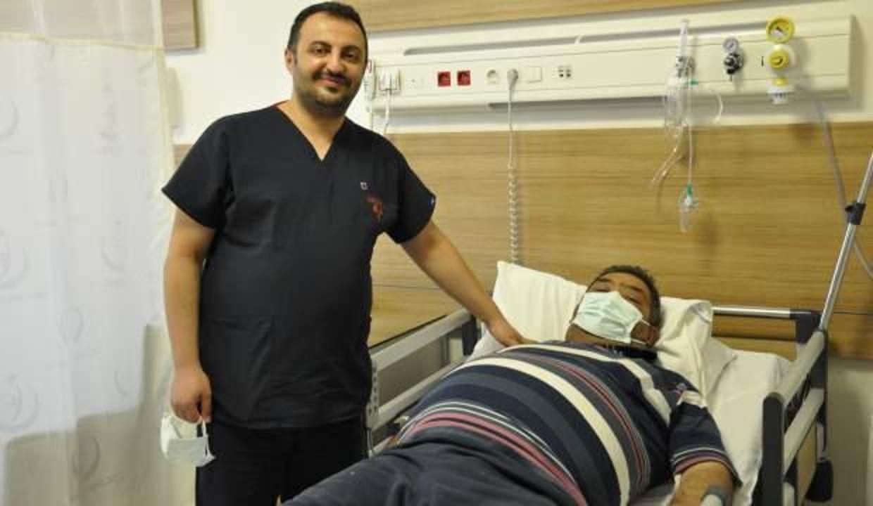 Böbrek ağrısıyla gitti, aynı anda yapılan 2 operasyonla hayatı değişti!