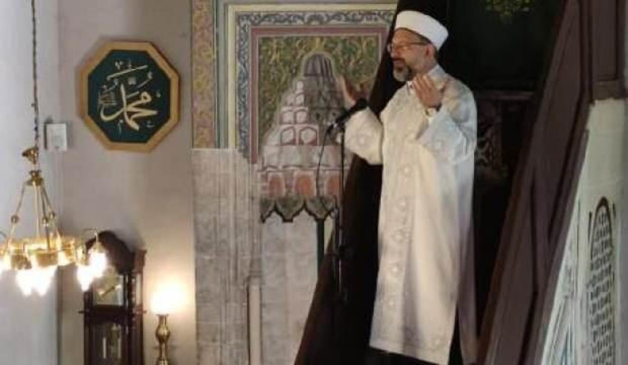 Diyanet İşleri Başkanı Erbaş, Kosova’da Cuma namazını kıldırdı